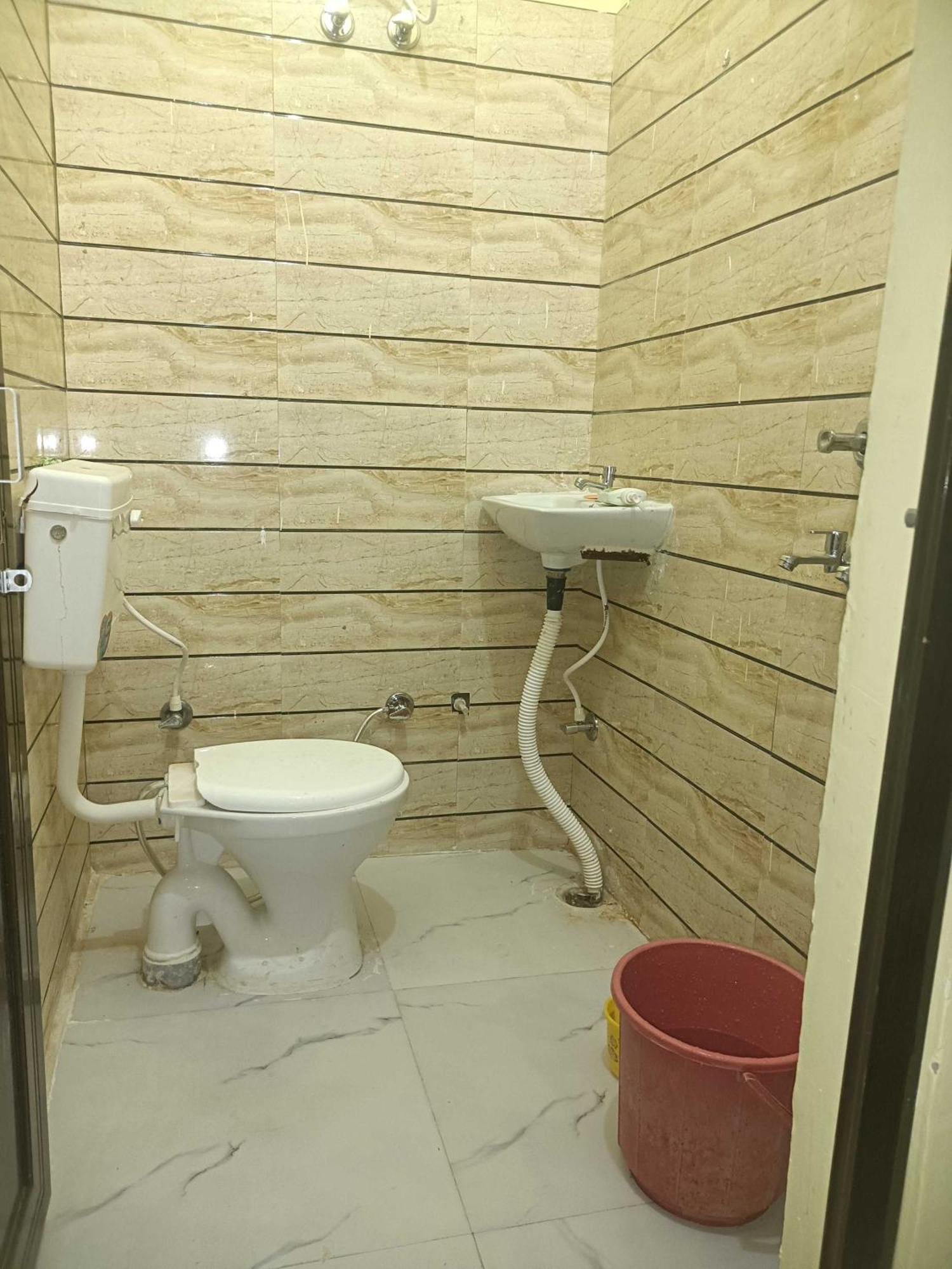 Hotel O Gracious Inn Lucknow Exterior photo
